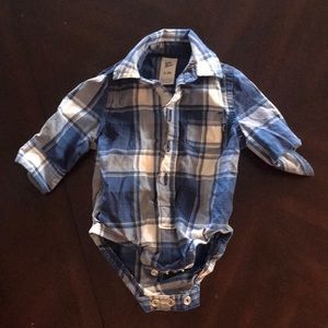baby b’gosh collared onesie - 0-3mo
